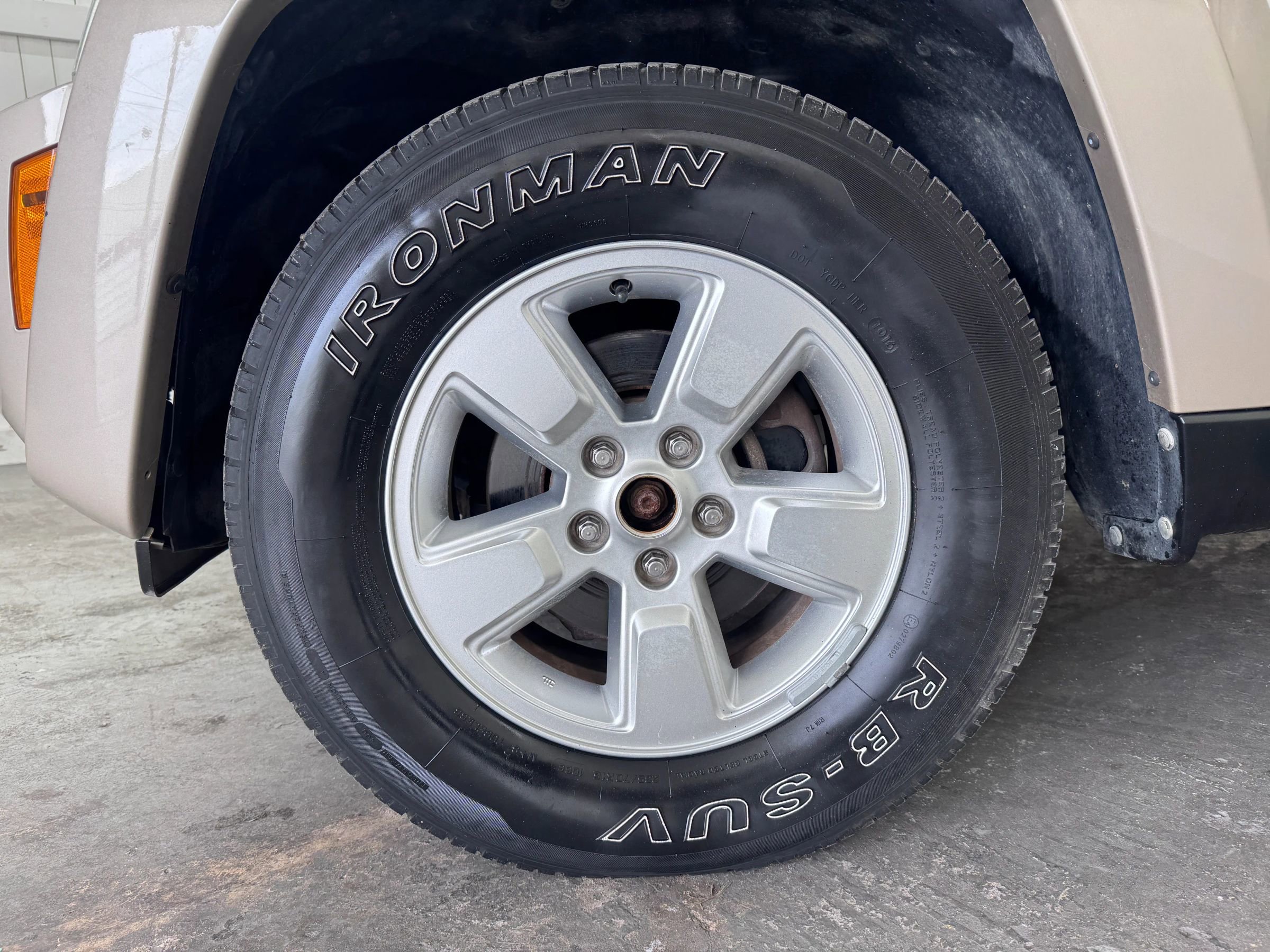 Used 2011 Jeep Liberty Sport w/ Trailer Tow Class III Group image 14