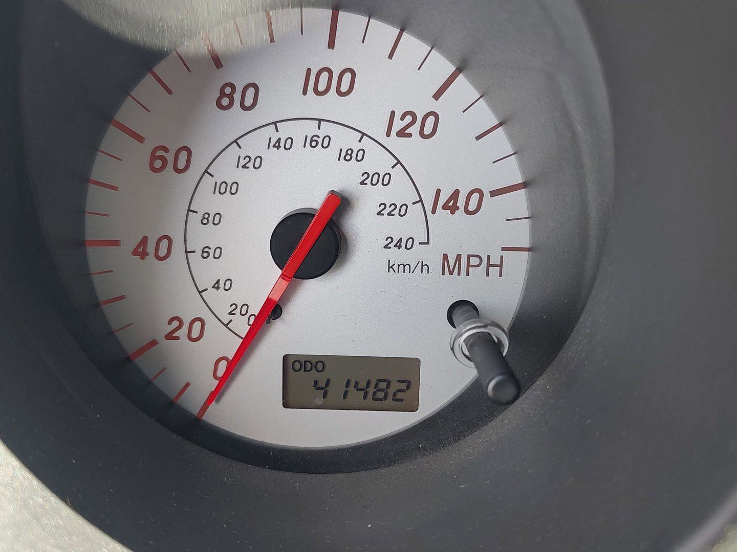 Used 2002 Toyota MR2 RWD image 3