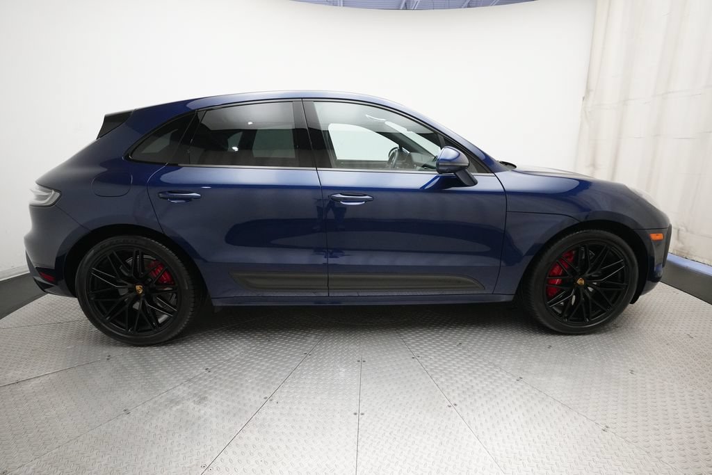 Certified 2022 Porsche Macan GTS w/ Premium Package Plus AWD/4WD image 4