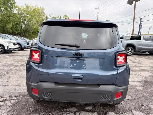 Used 2022 Jeep Renegade Altitude AWD/4WD image 5