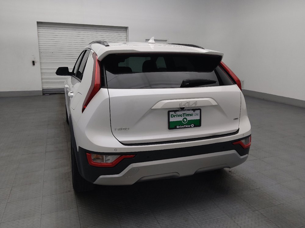 Used 2023 Kia Niro EX FWD image 6