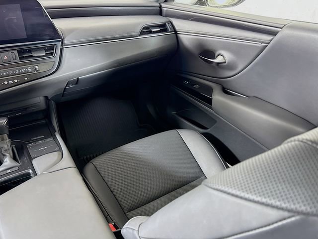 Used 2022 Lexus ES 350 w/ Accessory Package image 24