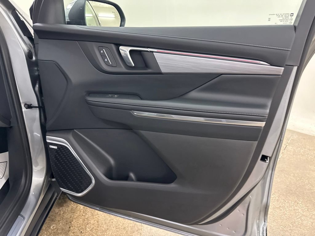 New 2026 Buick Enclave Preferred w/ Power Package AWD/4WD image 17