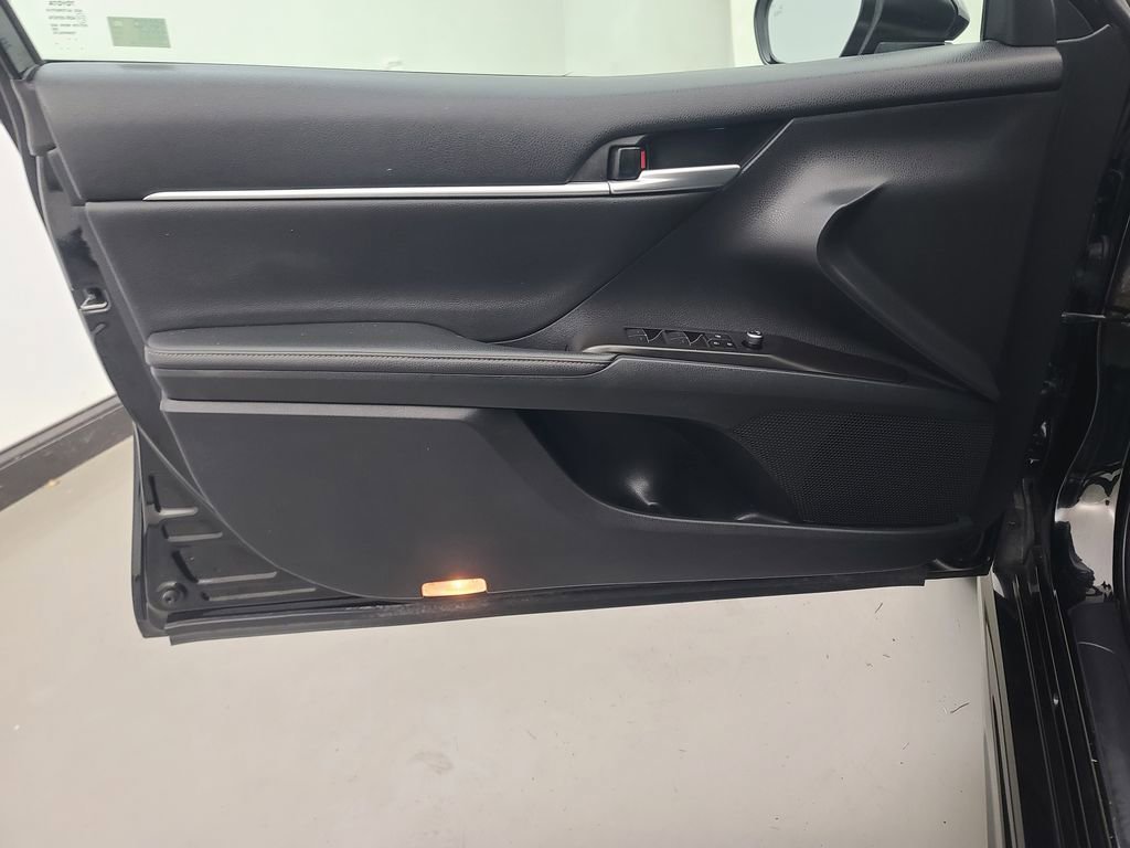 Used 2024 Toyota Camry XSE image 22