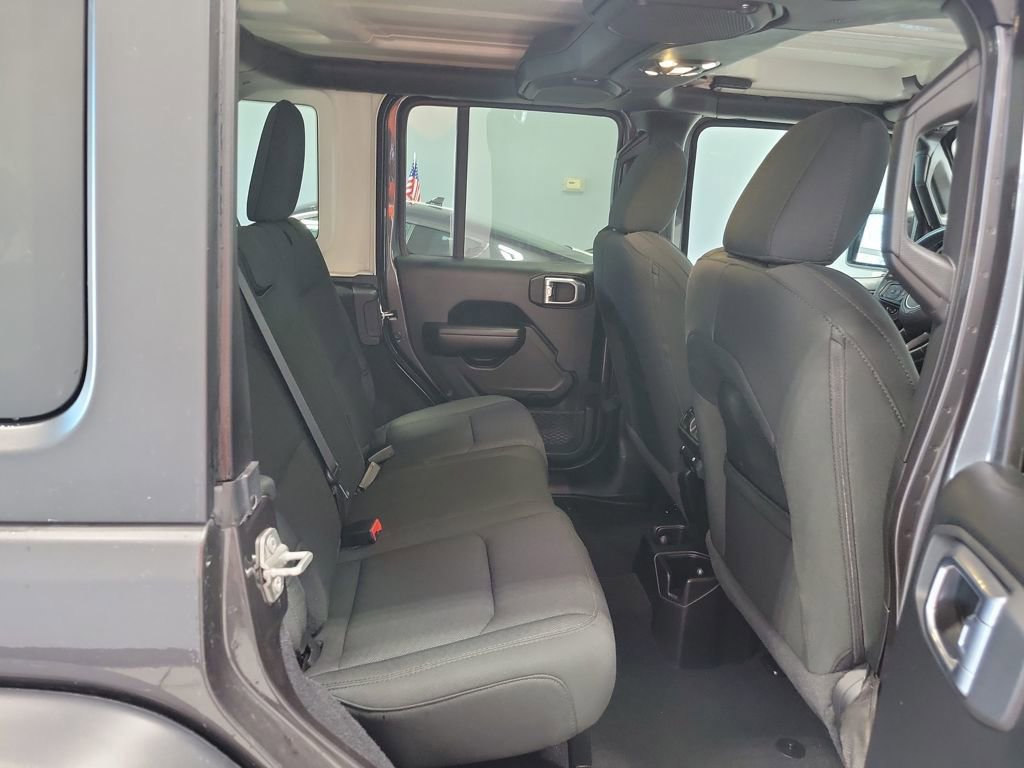 Used 2021 Jeep Wrangler Unlimited Sport image 16