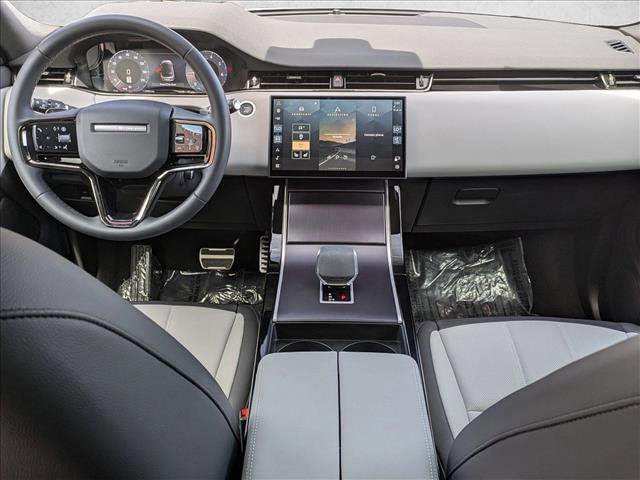 Certified 2026 Land Rover Range Rover Evoque Dynamic SE AWD/4WD image 19