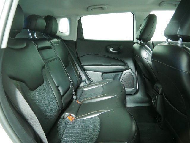 Used 2020 Jeep Compass Limited w/ Safety & Security Group AWD/4WD image 16