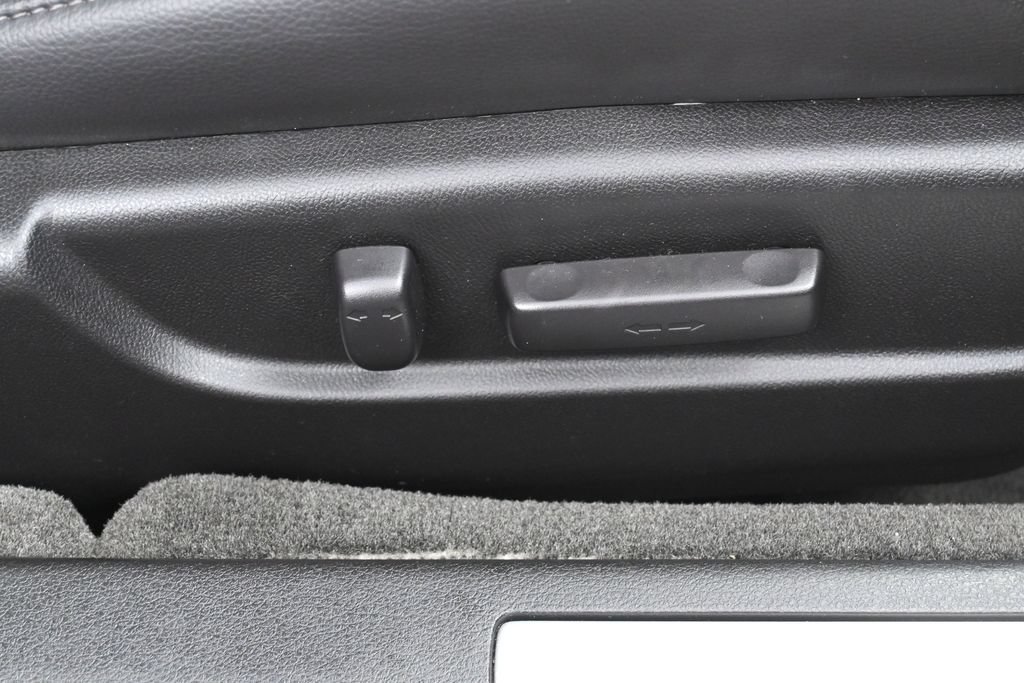 Used 2019 Acura TLX FWD image 36