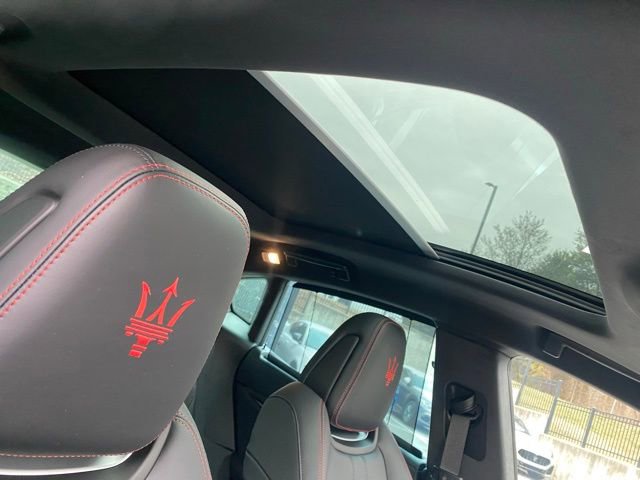 Used 2024 Maserati Levante Modena Ultima image 41