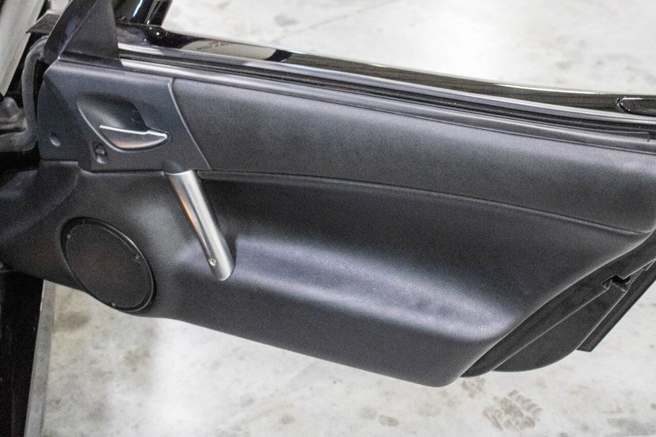 Used 2003 Dodge Viper SRT-10 image 37