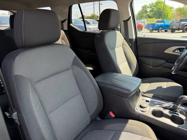 Certified 2018 Chevrolet Traverse LT FWD image 18