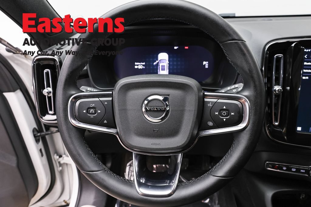 Used 2023 Volvo XC40 Recharge Plus AWD/4WD image 10