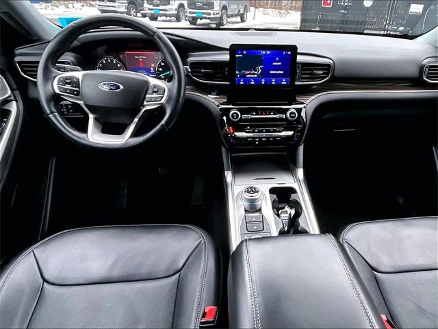 Used 2022 Ford Explorer Limited image 16