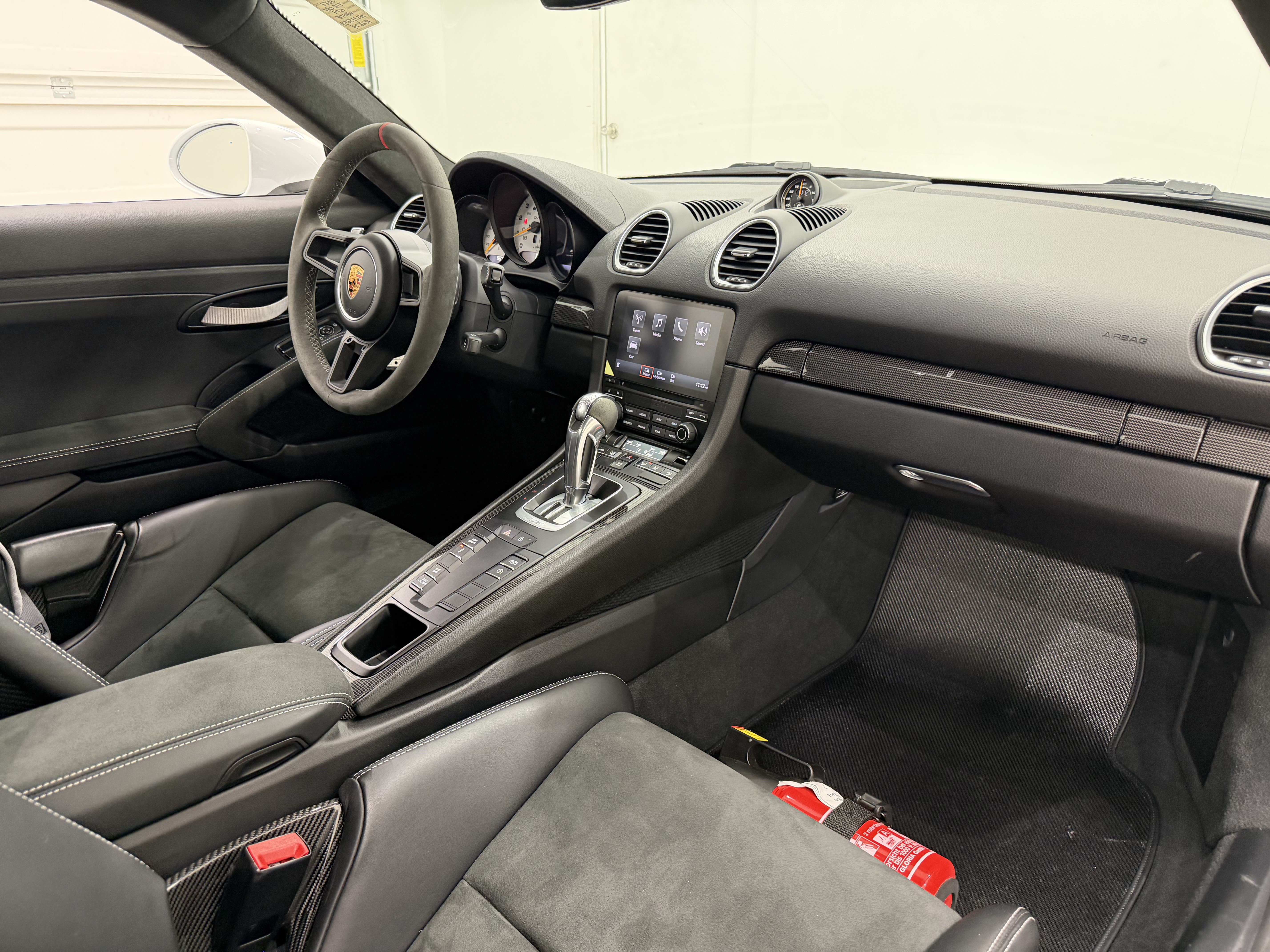 Certified 2022 Porsche 718 Cayman GT4 RWD image 22
