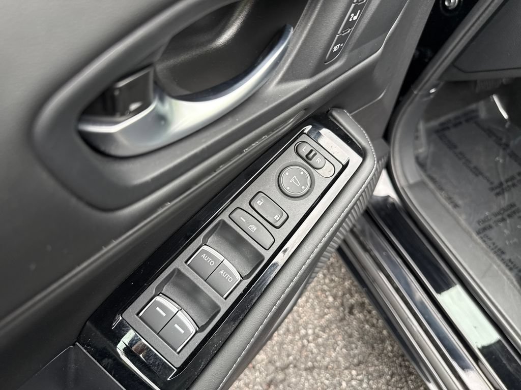 Certified 2025 Honda Accord Touring image 27