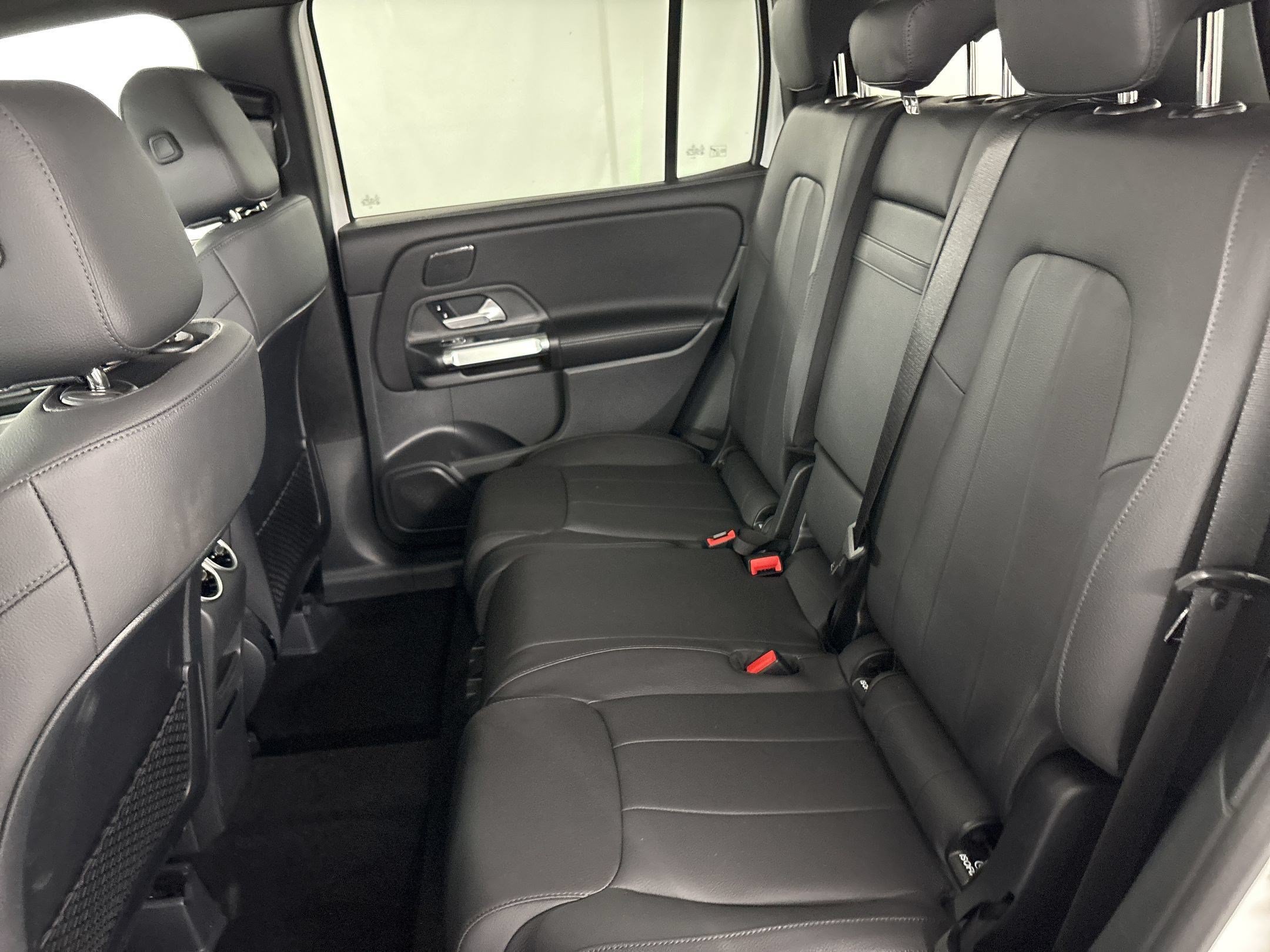 Certified 2026 Mercedes-Benz GLB 250 image 32