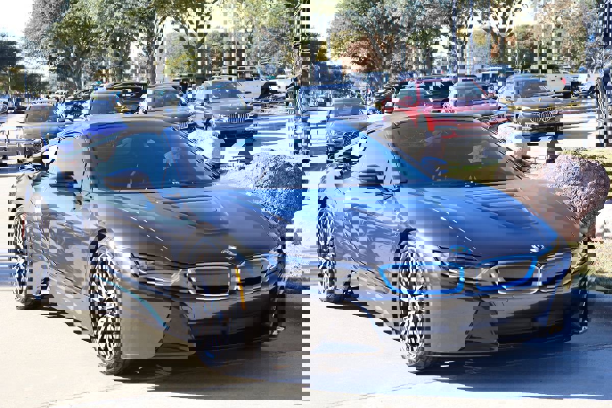 Used 2019 BMW i8 Roadster image 78