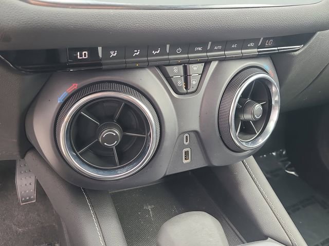Used 2023 Chevrolet Blazer LT AWD/4WD image 32
