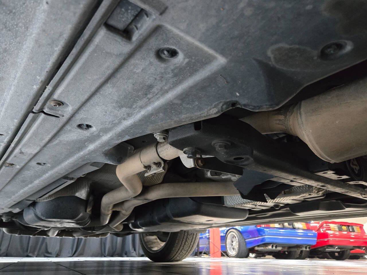 Used 2013 Porsche Cayenne GTS image 34