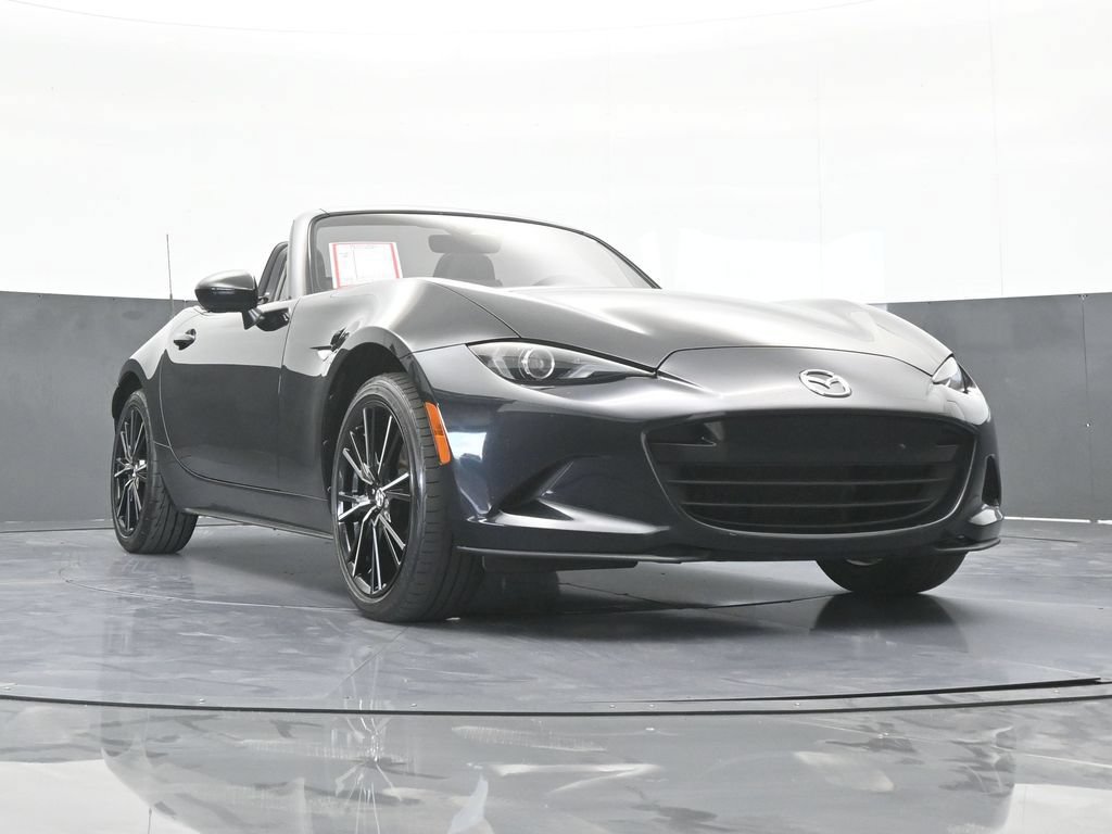 Used 2024 MAZDA MX-5 Miata Grand Touring w/ Weather Package RWD image 57