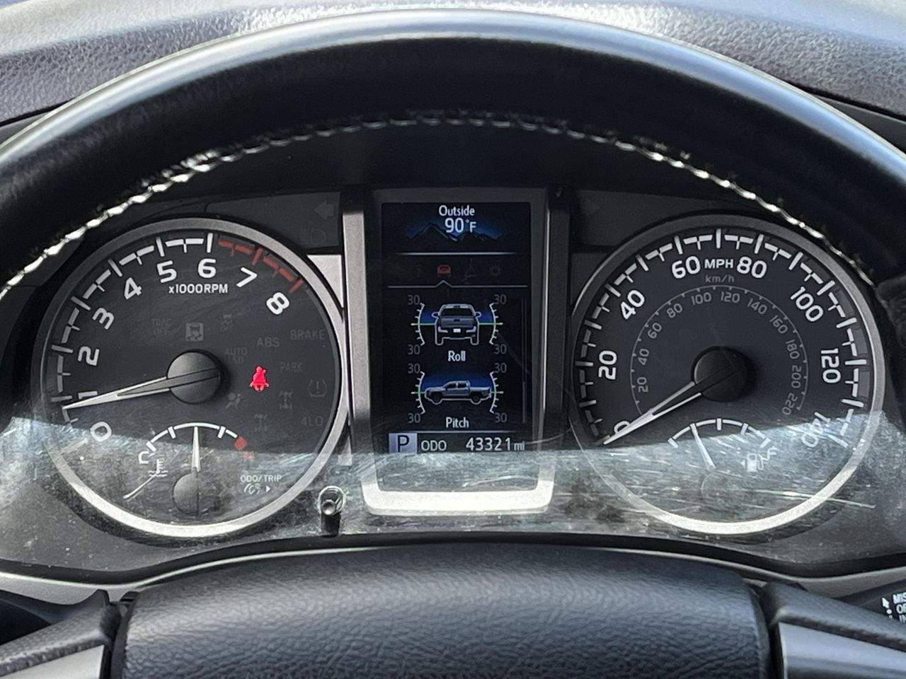 Used 2023 Toyota Tacoma TRD Off-Road w/ Technology Package AWD/4WD image 13