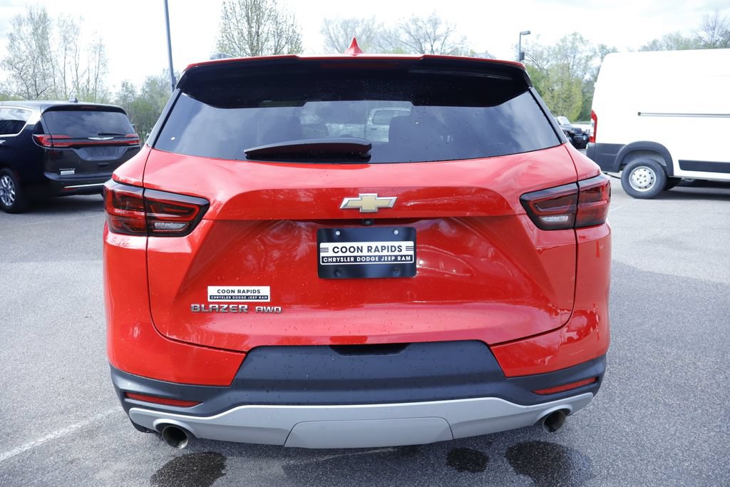 Used 2023 Chevrolet Blazer LT w/ Convenience Package AWD/4WD image 4