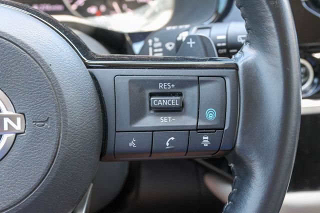 Used 2022 Nissan Pathfinder SV AWD/4WD image 29