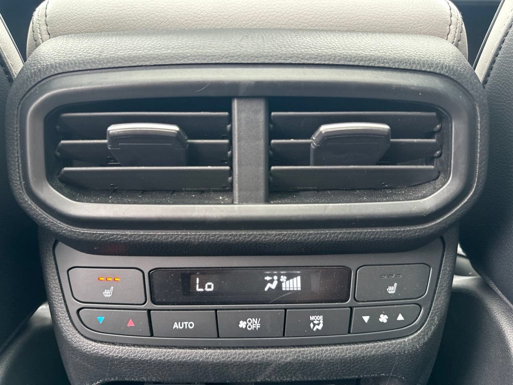 Used 2024 Honda Pilot Elite image 18