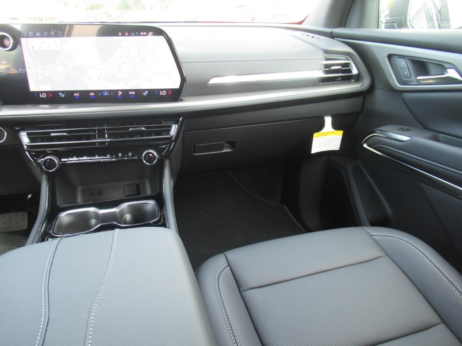 New 2027 Chevrolet Traverse LT w/ Driver Confidence Package FWD image 14