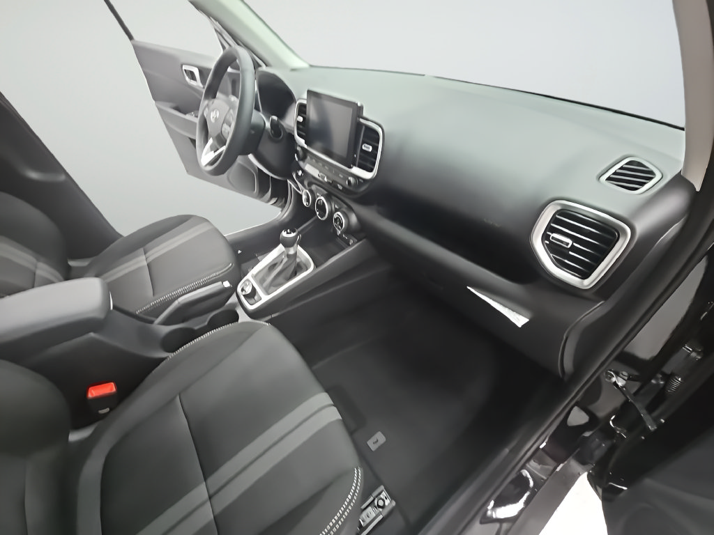 New 2026 Hyundai Venue SEL FWD image 25