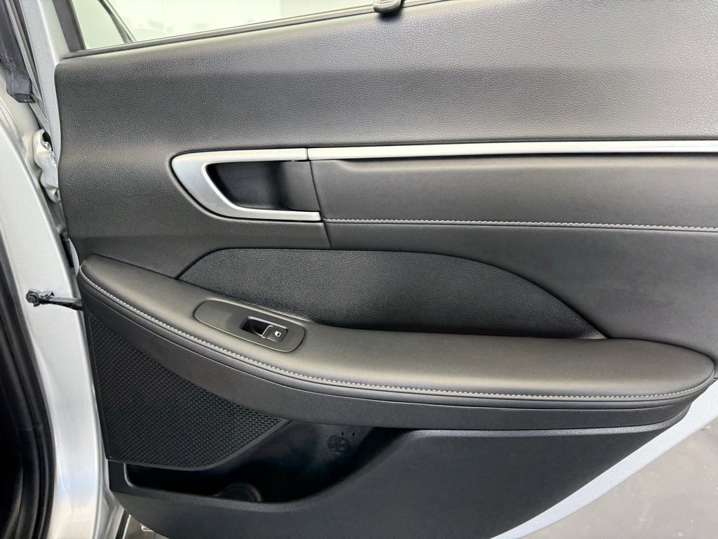 Used 2024 Hyundai Sonata Limited image 53