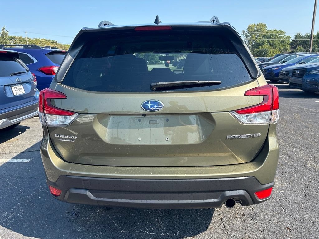 Certified 2024 Subaru Forester Limited AWD/4WD image 4