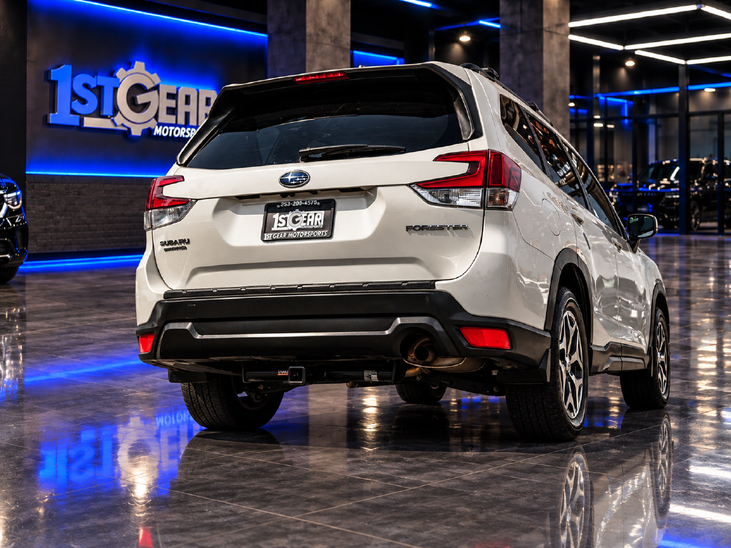 Used 2020 Subaru Forester Premium AWD/4WD image 11