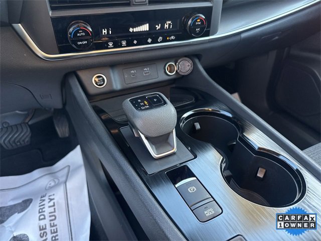 Used 2023 Nissan Rogue SV image 21