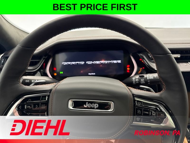New 2026 Jeep Grand Cherokee L Summit w/ Advanced Protech Group IV AWD/4WD image 30