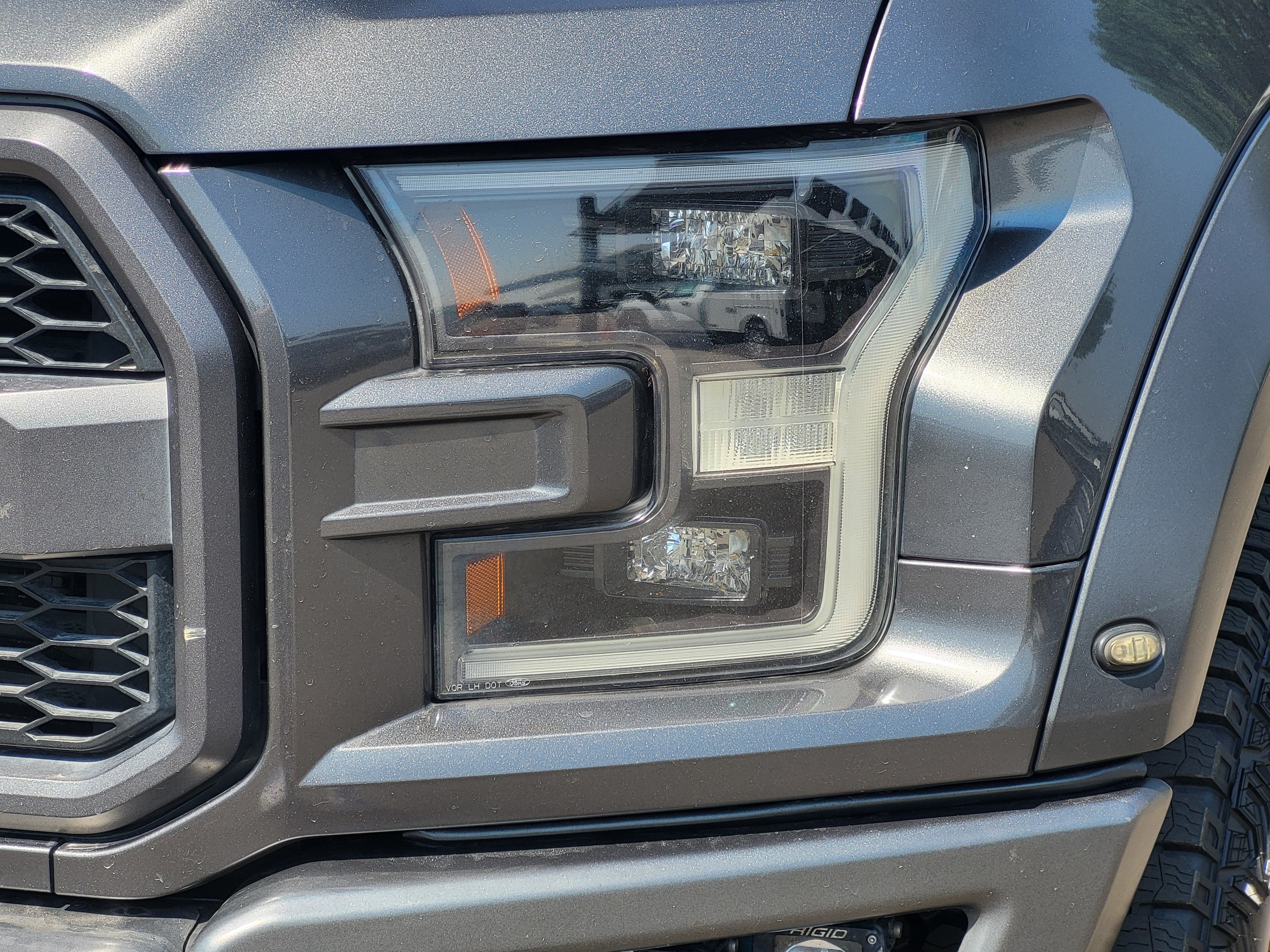 Used 2018 Ford F150 Raptor w/ Equipment Group 802A Luxury AWD/4WD image 8