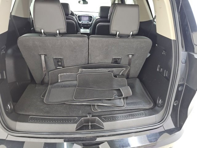 Used 2018 GMC Acadia Denali image 8