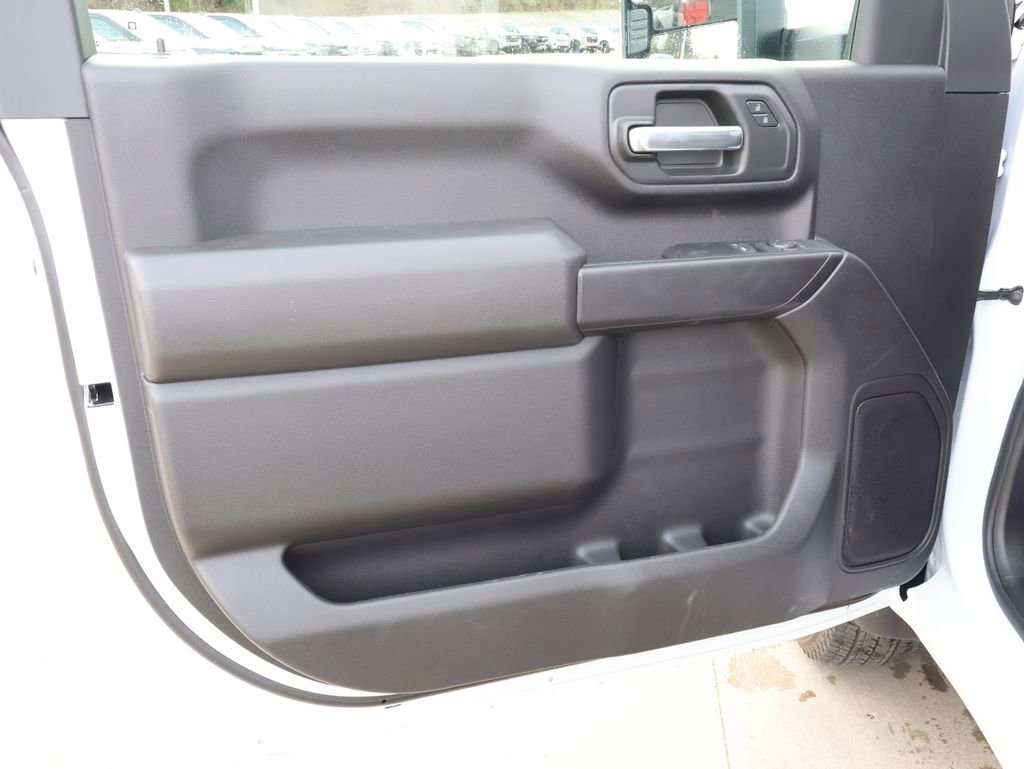 New 2026 GMC Sierra 3500 Pro w/ Convenience Package image 10