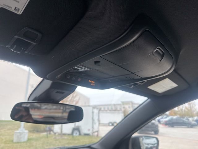 Used 2023 Chevrolet Equinox RS image 17