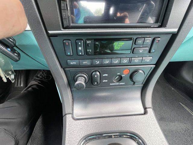 Used 2002 Ford Thunderbird RWD image 27