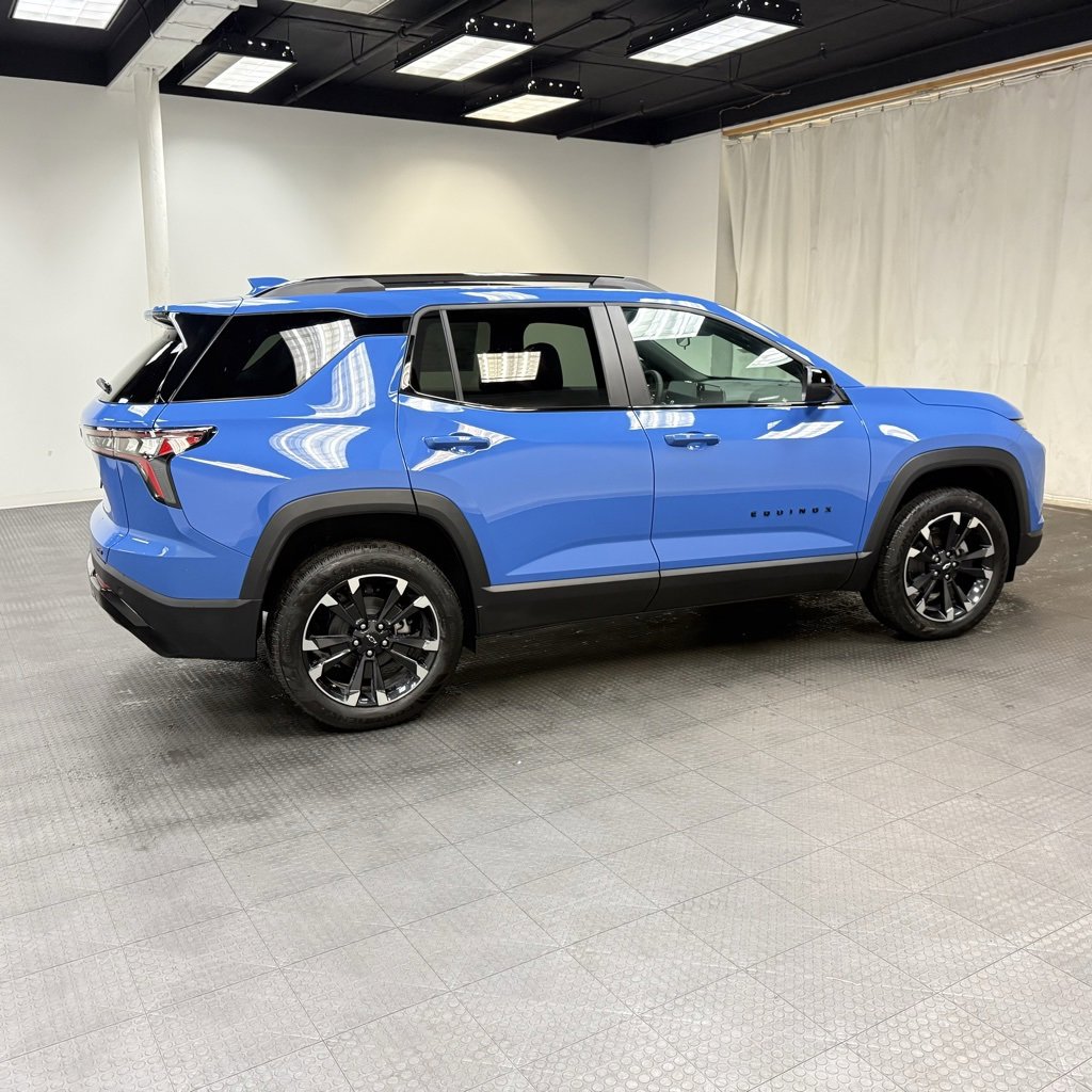 New 2026 Chevrolet Equinox RS w/ LPO, Floor Liner Package image 7