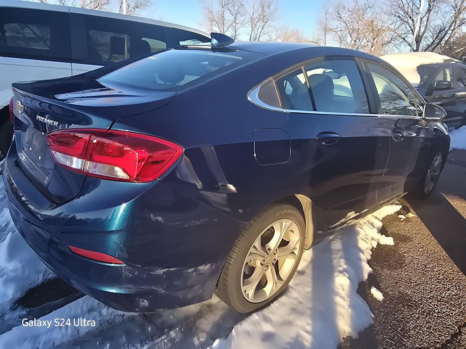 Used 2019 Chevrolet Cruze Premier image 8