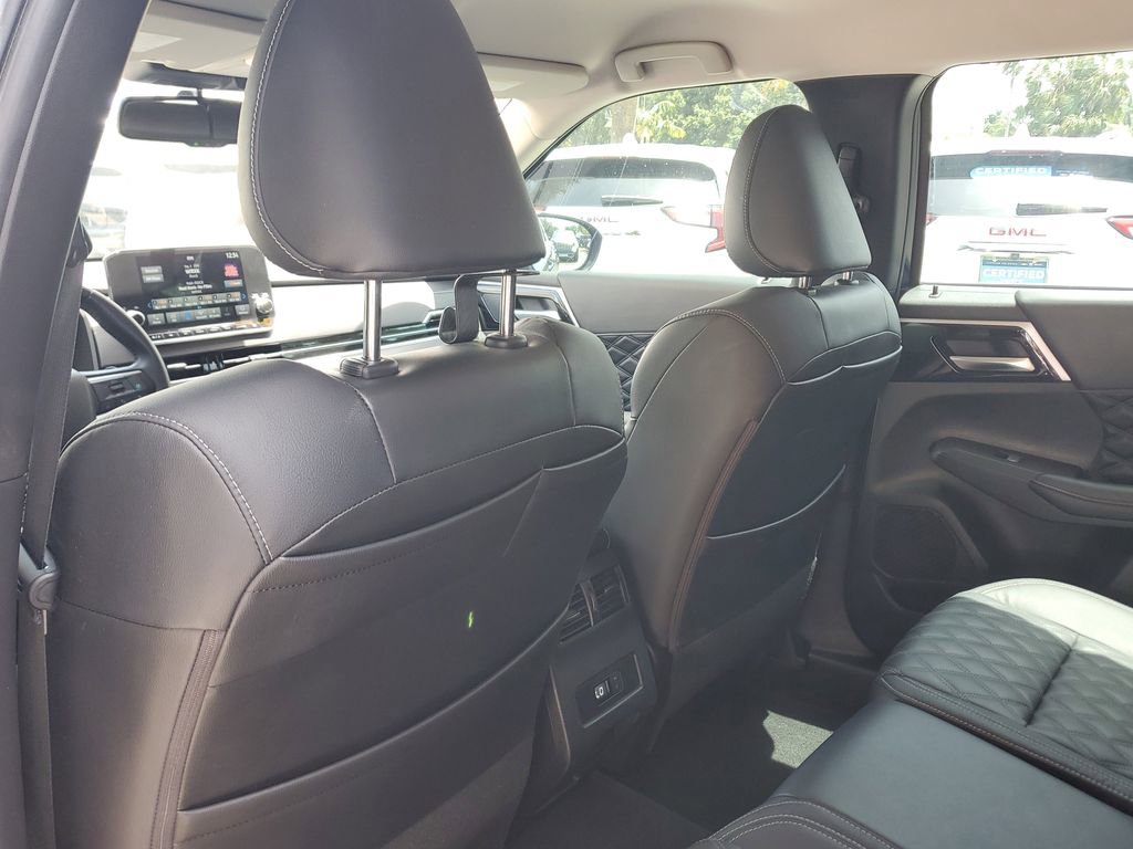 Used 2022 Mitsubishi Outlander SEL AWD/4WD image 15