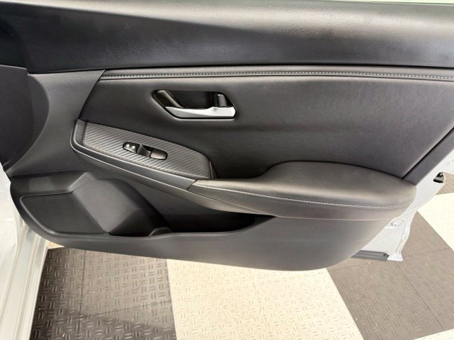 Used 2023 Nissan Sentra SV FWD image 21