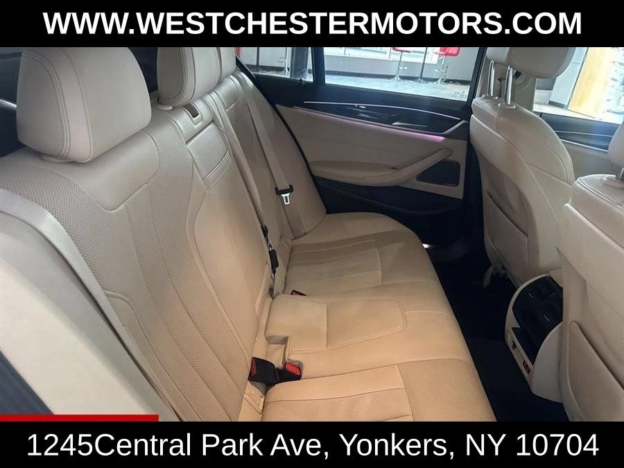 Used 2022 BMW 530e xDrive w/ Premium Package AWD/4WD image 19