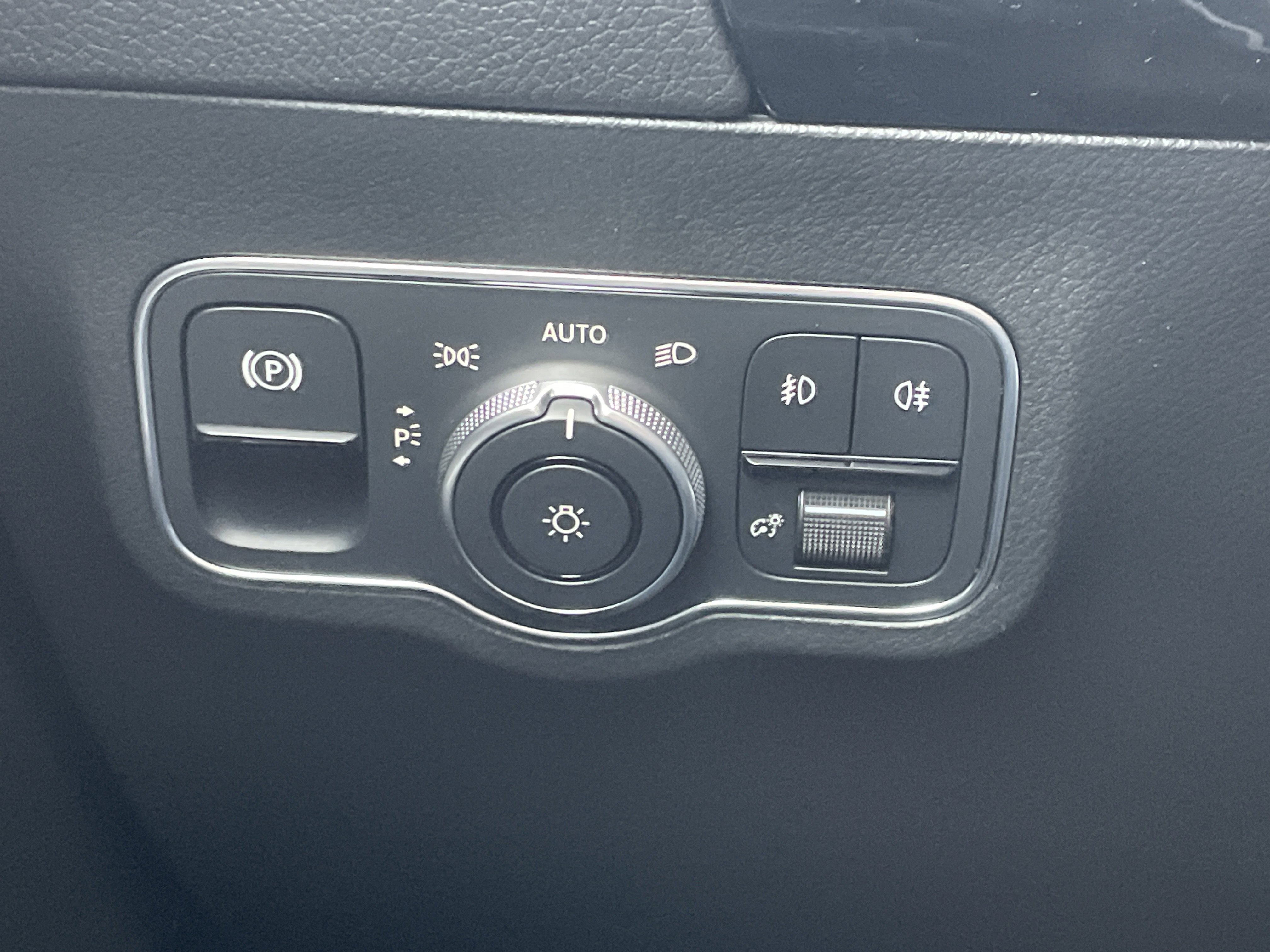 New 2026 Mercedes-Benz GLA 250 4MATIC image 21