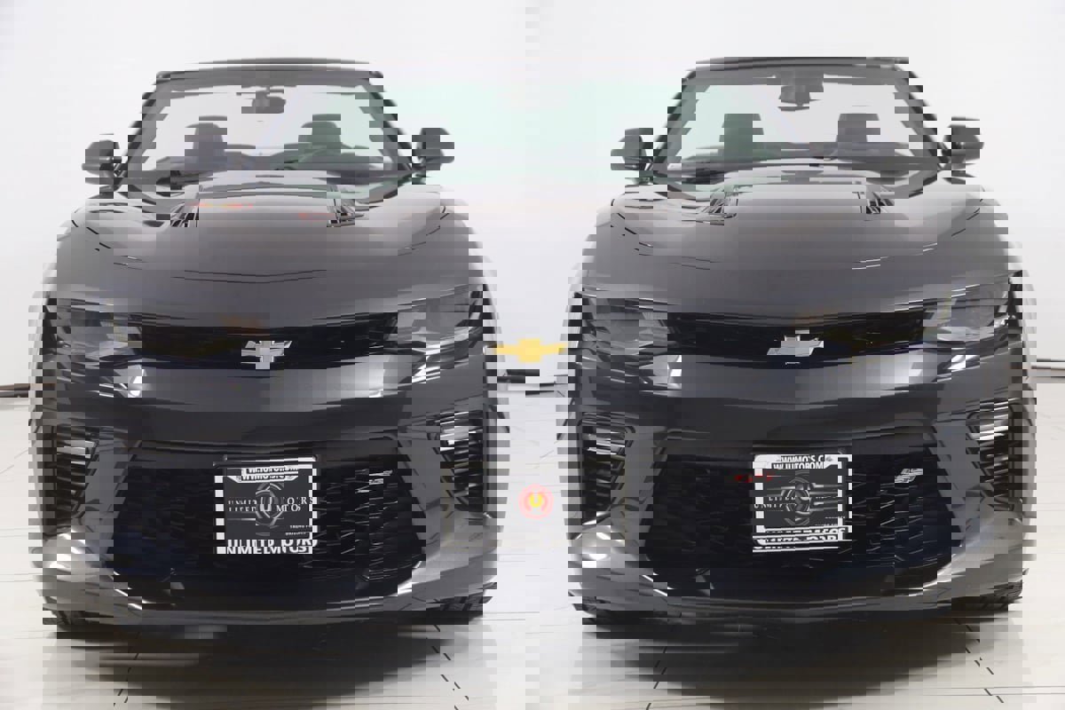 Used 2017 Chevrolet Camaro SS image 64