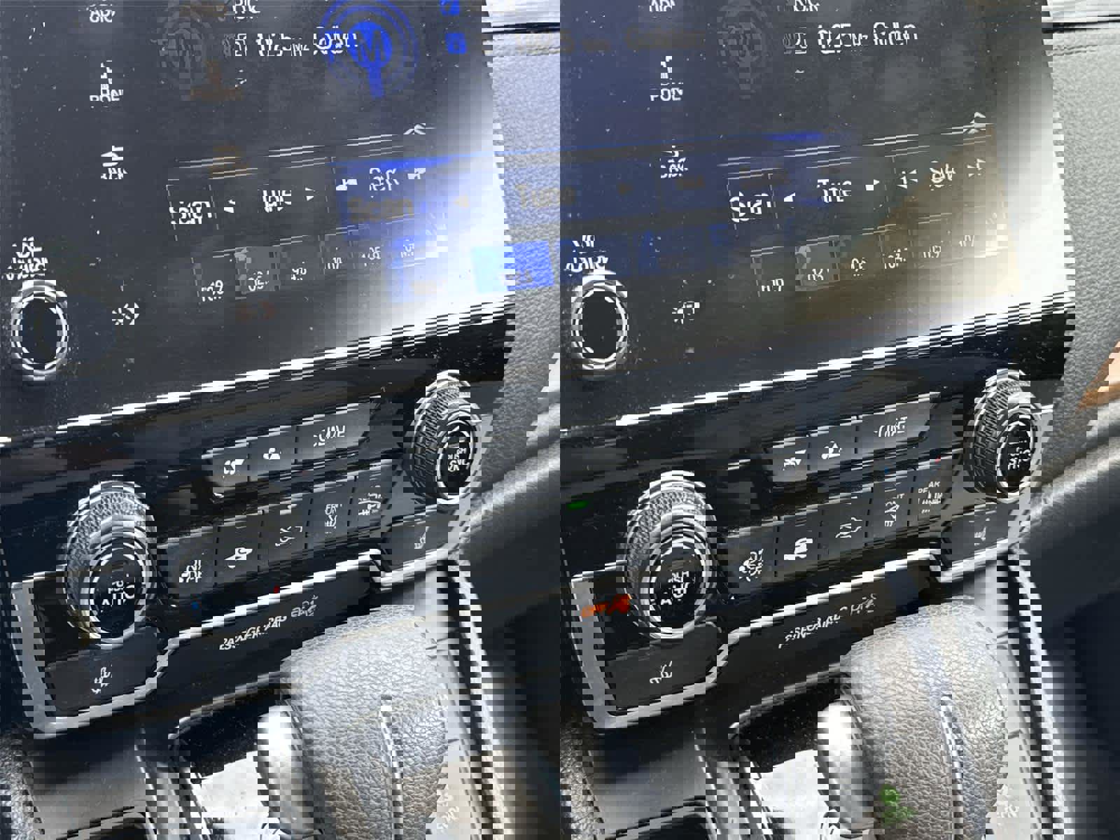 Used 2019 Honda CR-V EX image 32