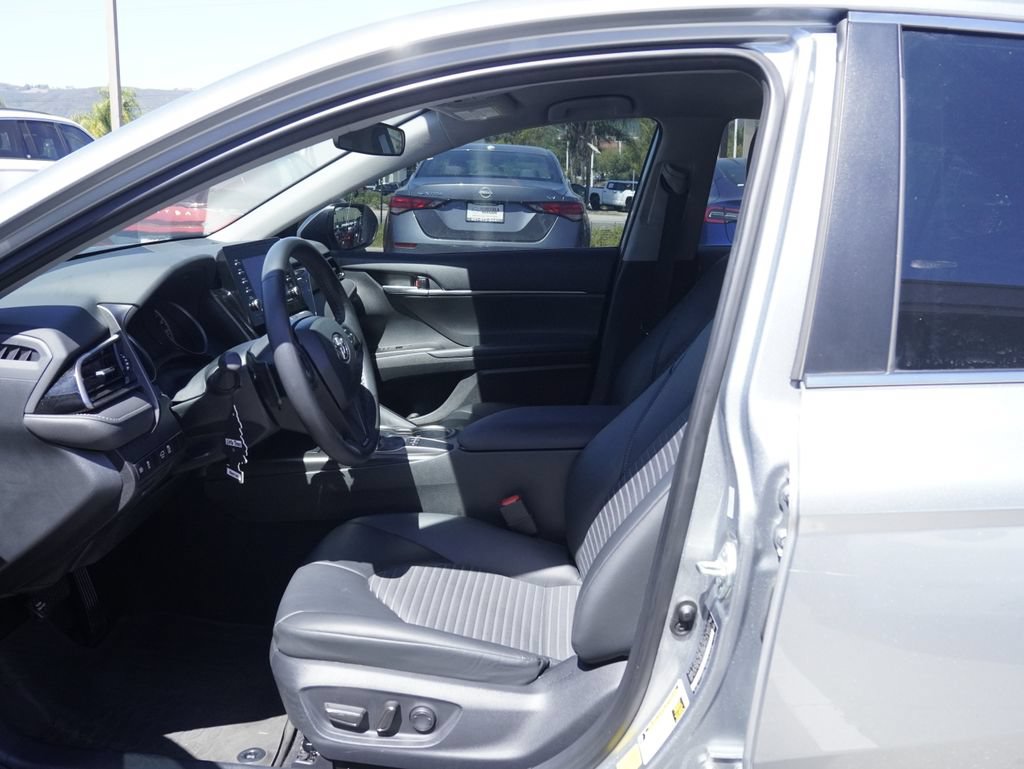 Used 2024 Toyota Camry SE FWD image 20