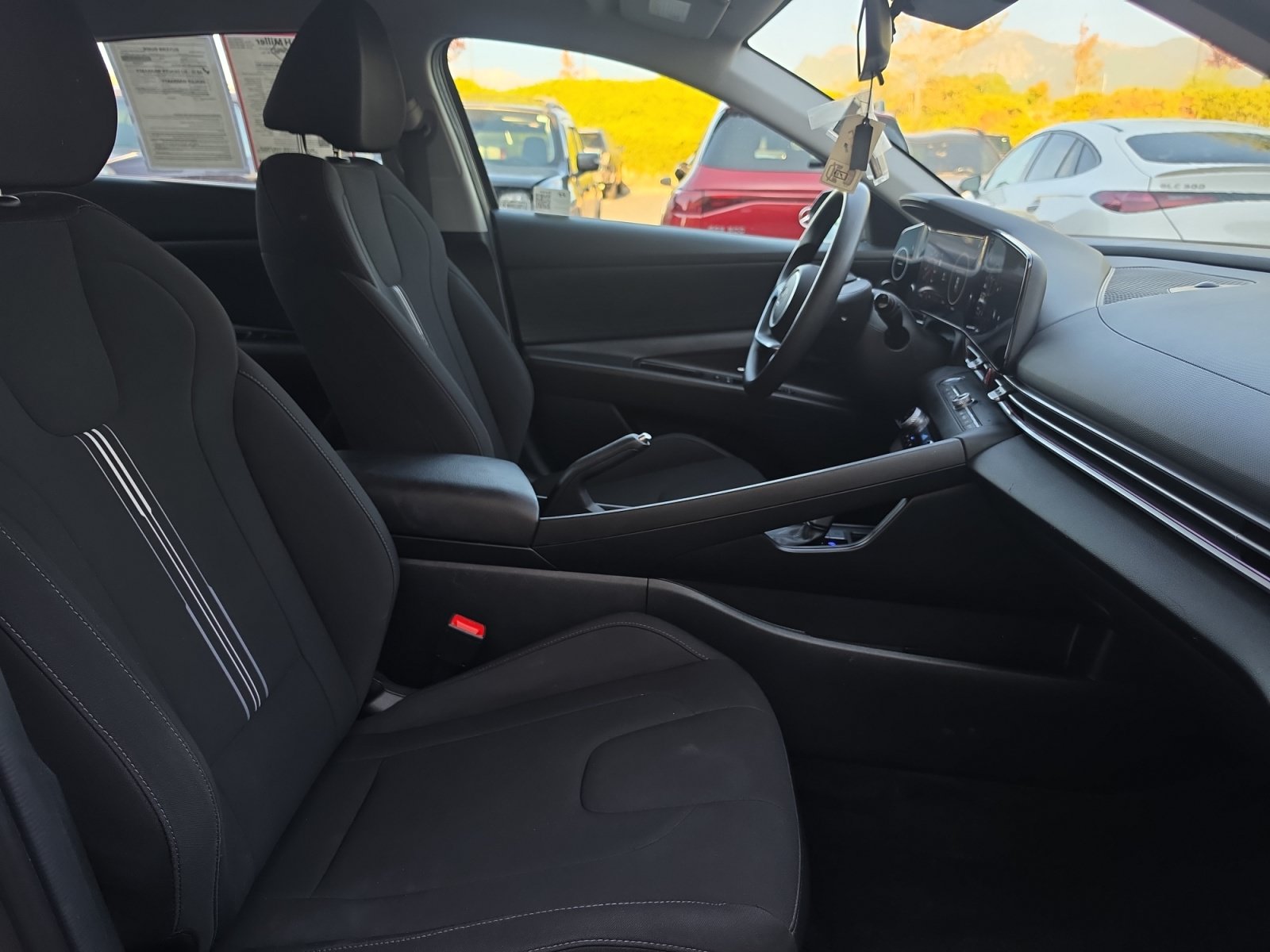 Used 2024 Hyundai Elantra SEL FWD image 28